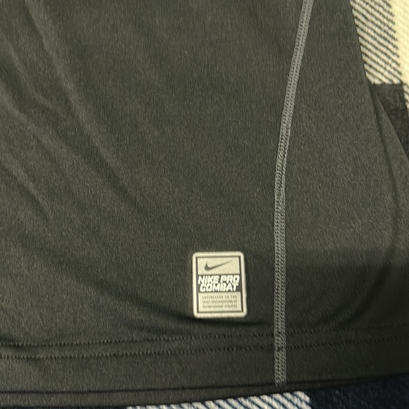 MENS nike pro combat athletic shirt sz xl - Picture 2 of 4